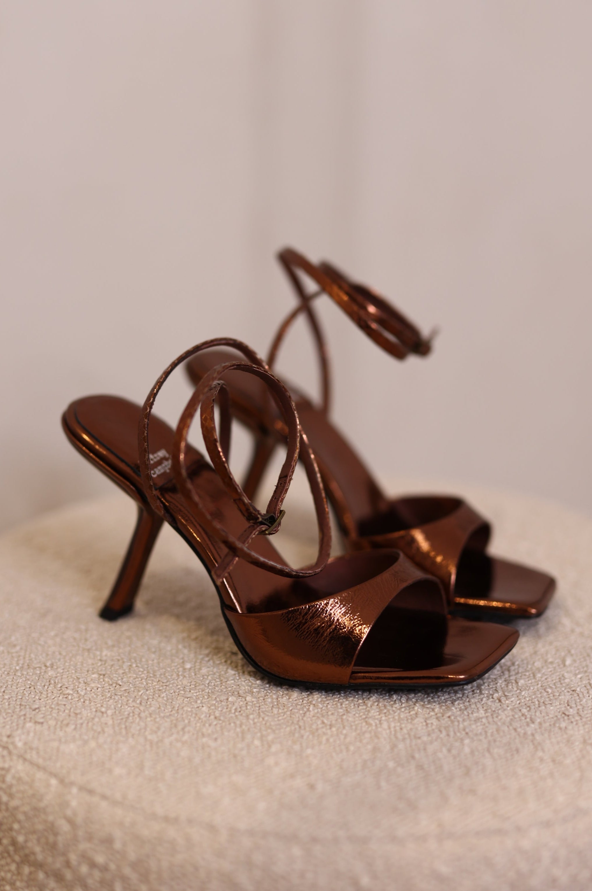 Sandálias Jeffrey Campbell