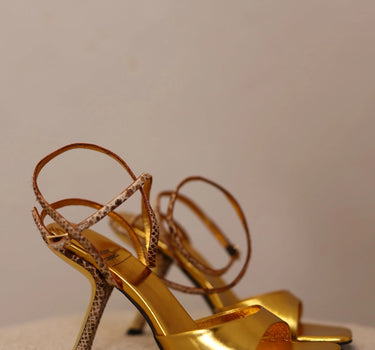 Sandálias Jeffrey Campbell