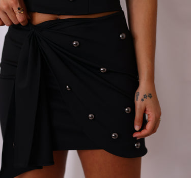 Saia com aplicação de tachas