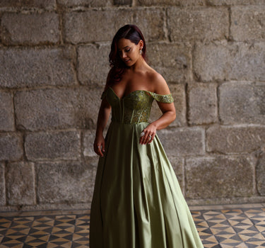 VESTIDO PRINCESA COM PEITO EM RENDA