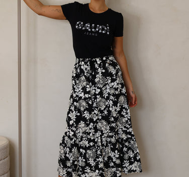 Saia Comprida Bordada