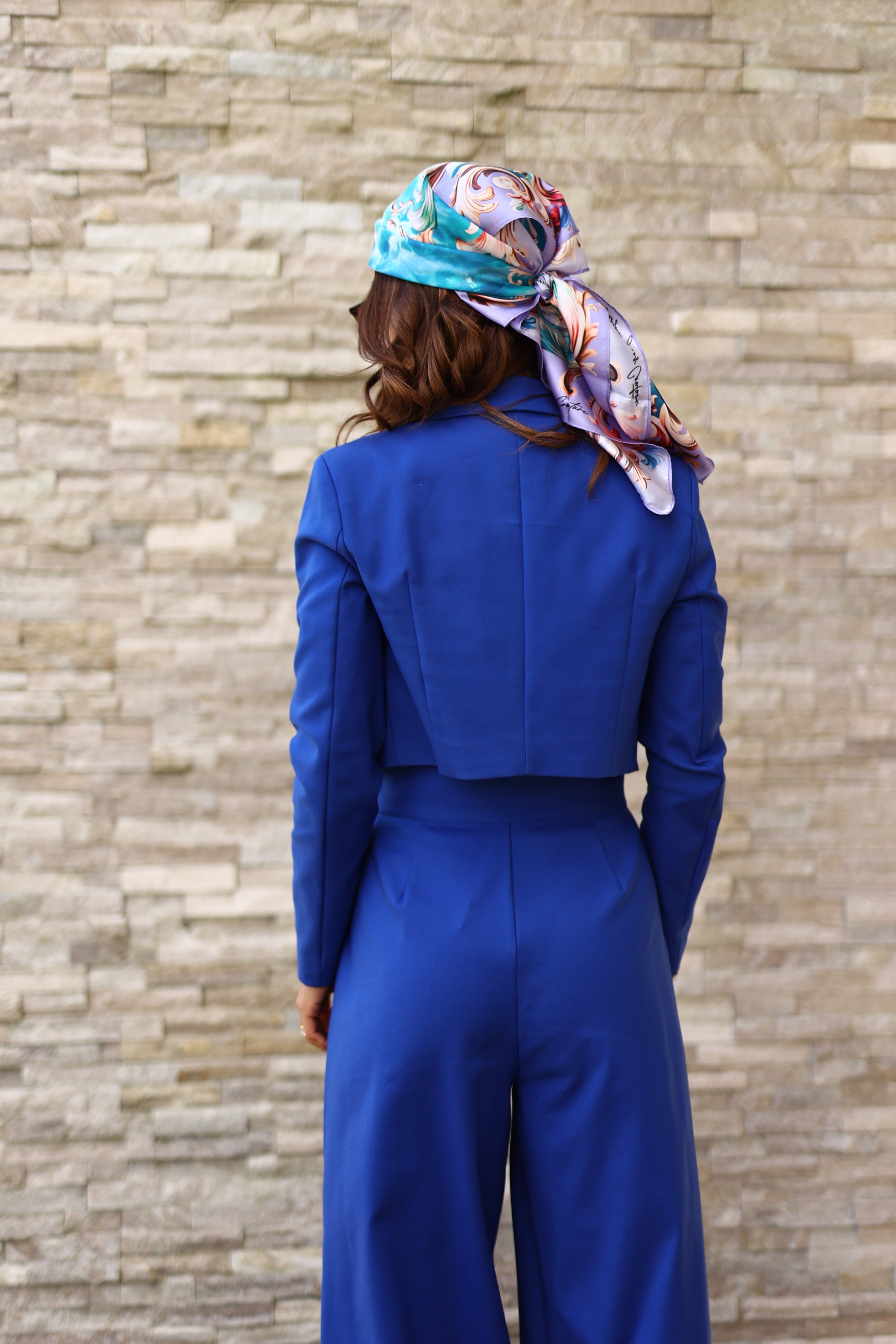 Blazer curto com botões