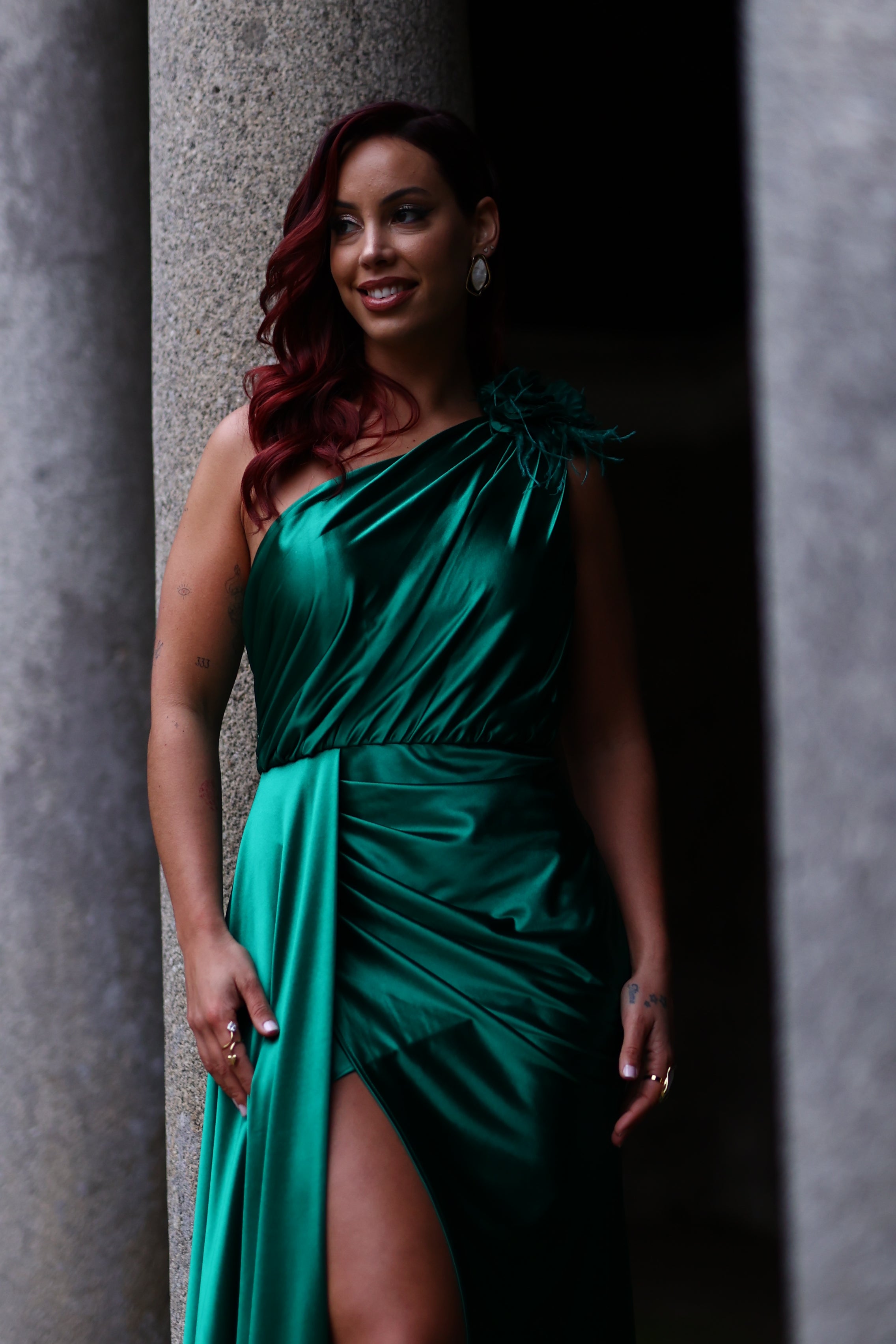 DRESS WITH APPLICATION
