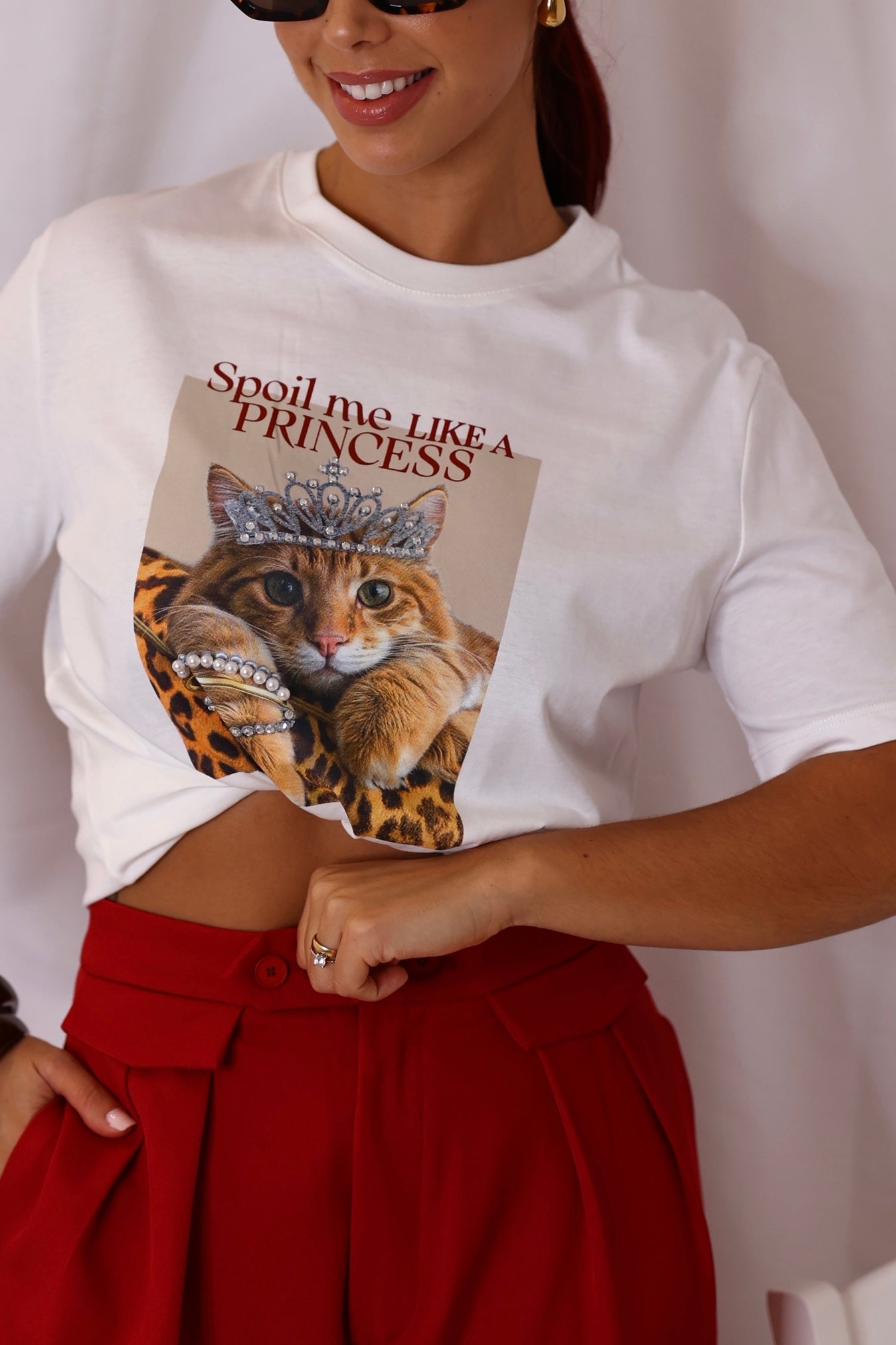 Oversized cat t-shirt