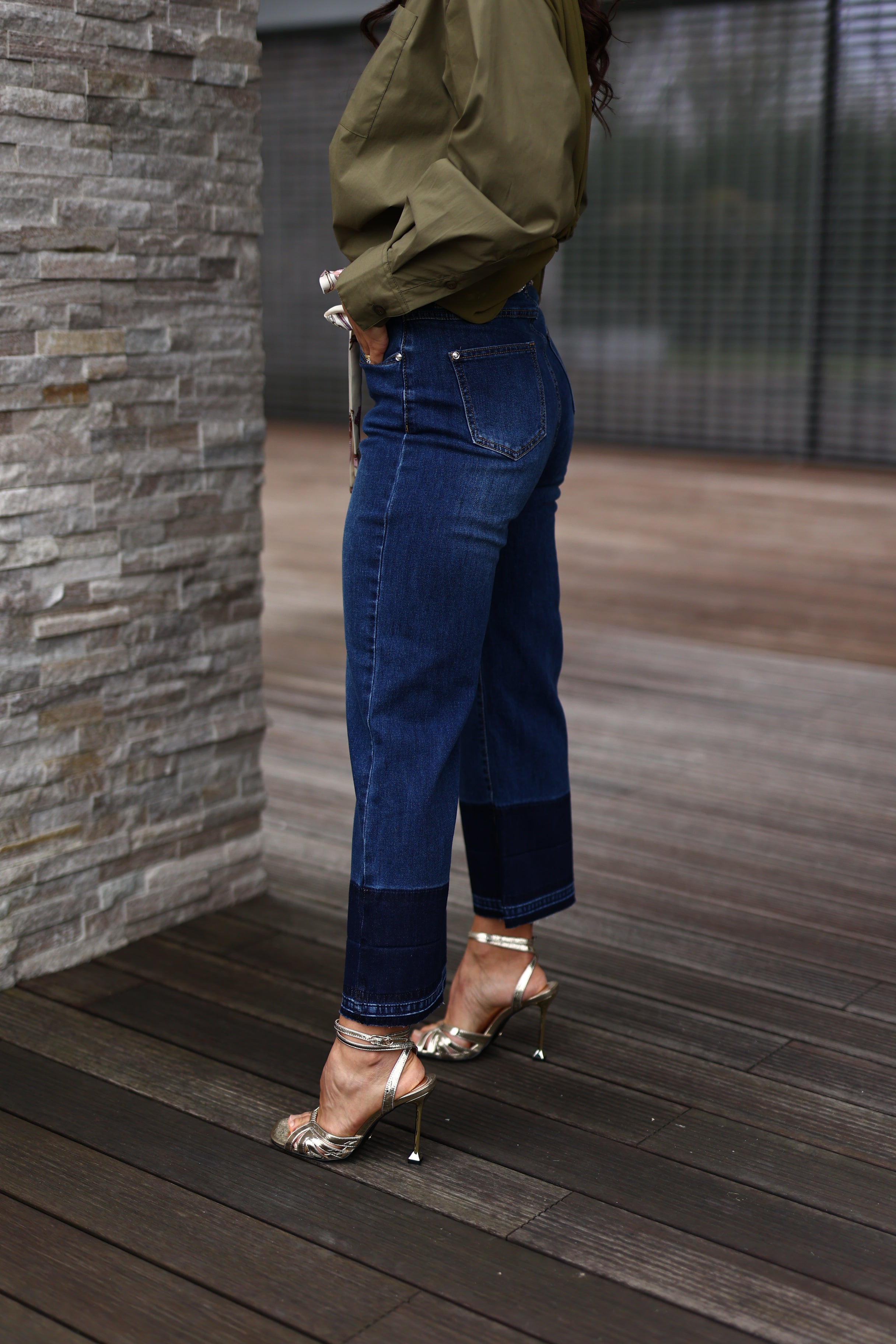Pants with belt