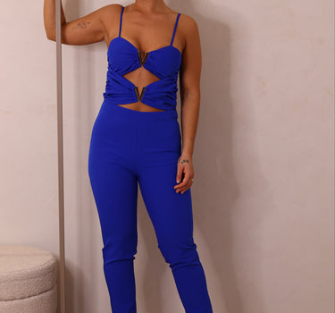 Macacão com Aberturas