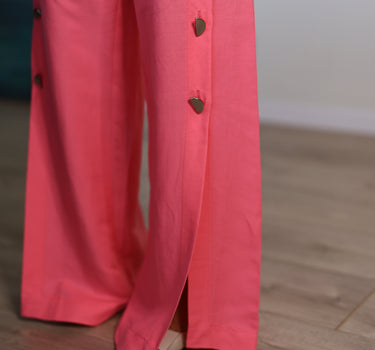 Calça em linho com botões