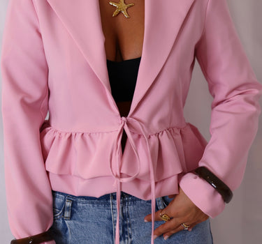 blazer curto com folho