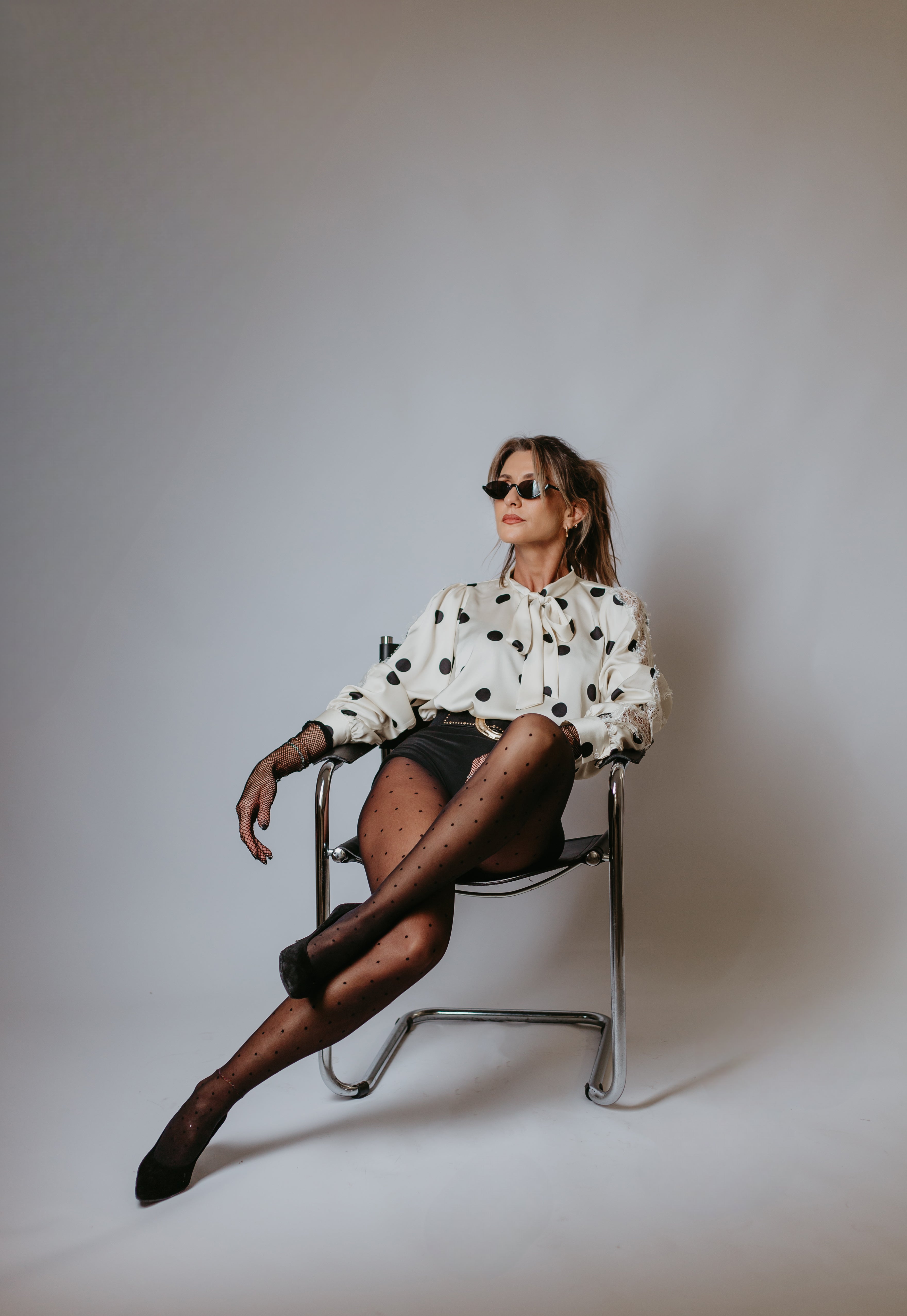 Blusa pintas com detalhe em renda